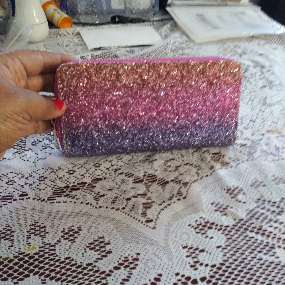 Wallets - Picture 2 of 5
